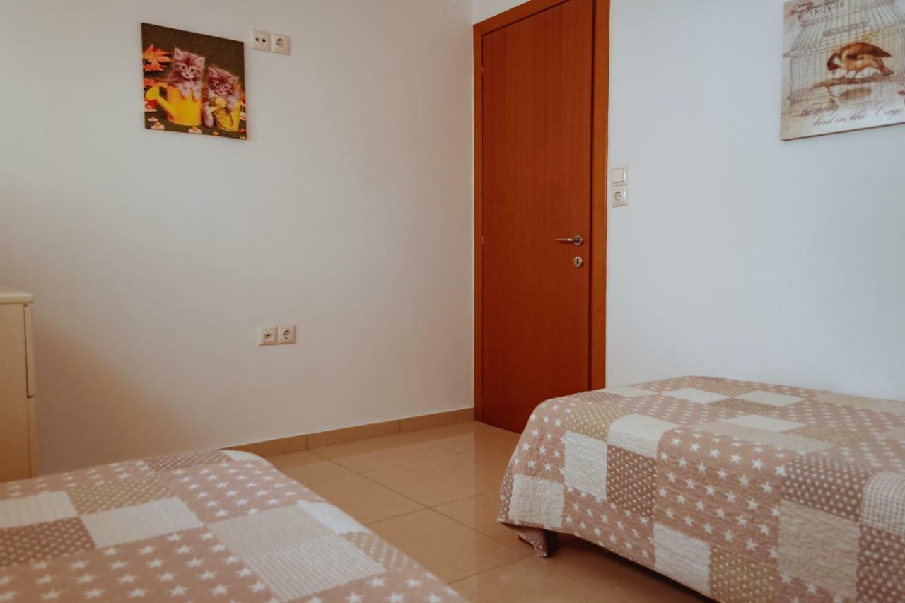 Apartament Sun Βy Τhe Sea 100M From The Beach Agia Pelagia Zewnętrze zdjęcie